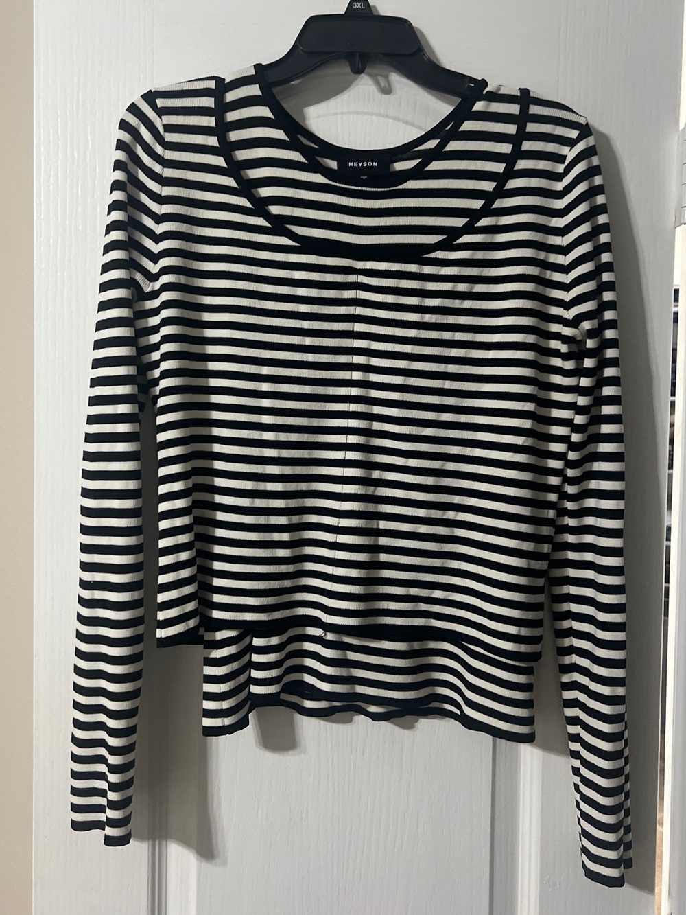 Heyson Black and White Striped Long-Sleeve Tee